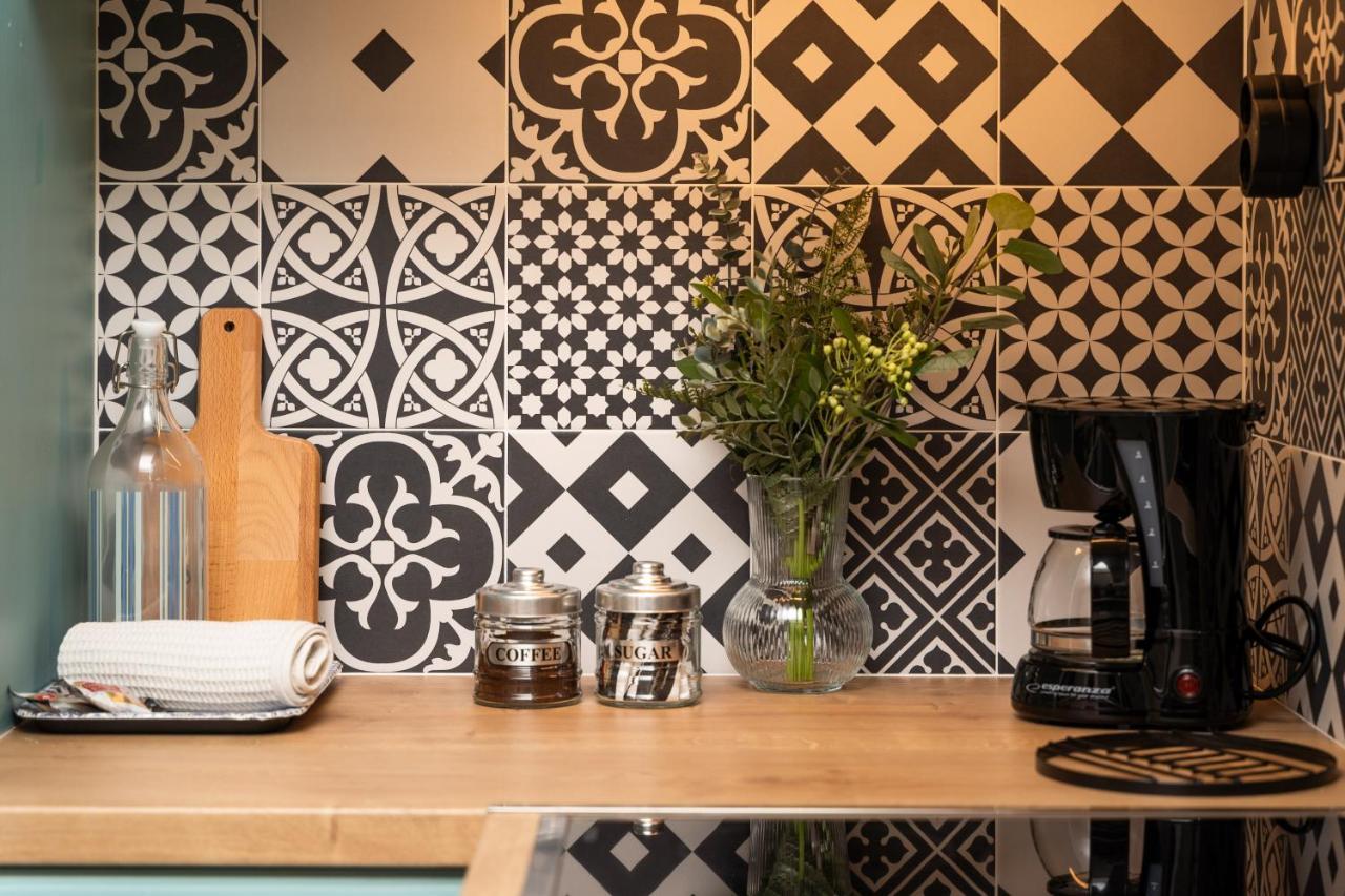Vintage Apartment In Athens-Zografou Bagian luar foto